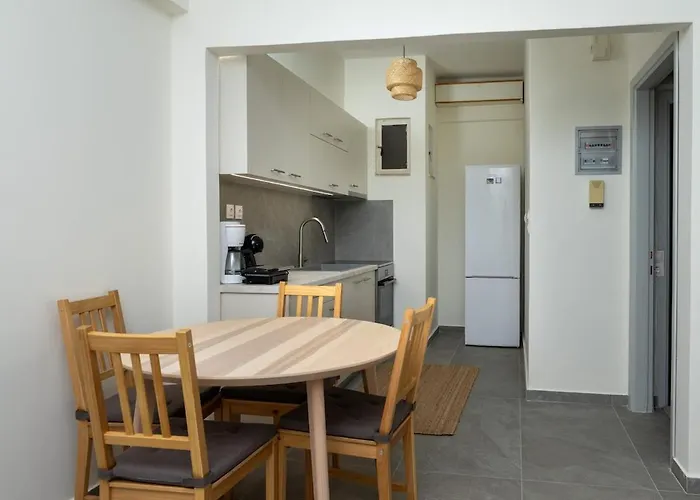 Vasiliki Coastal Paralia Akratas